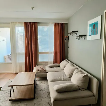 2-room Near The Center Of アパート